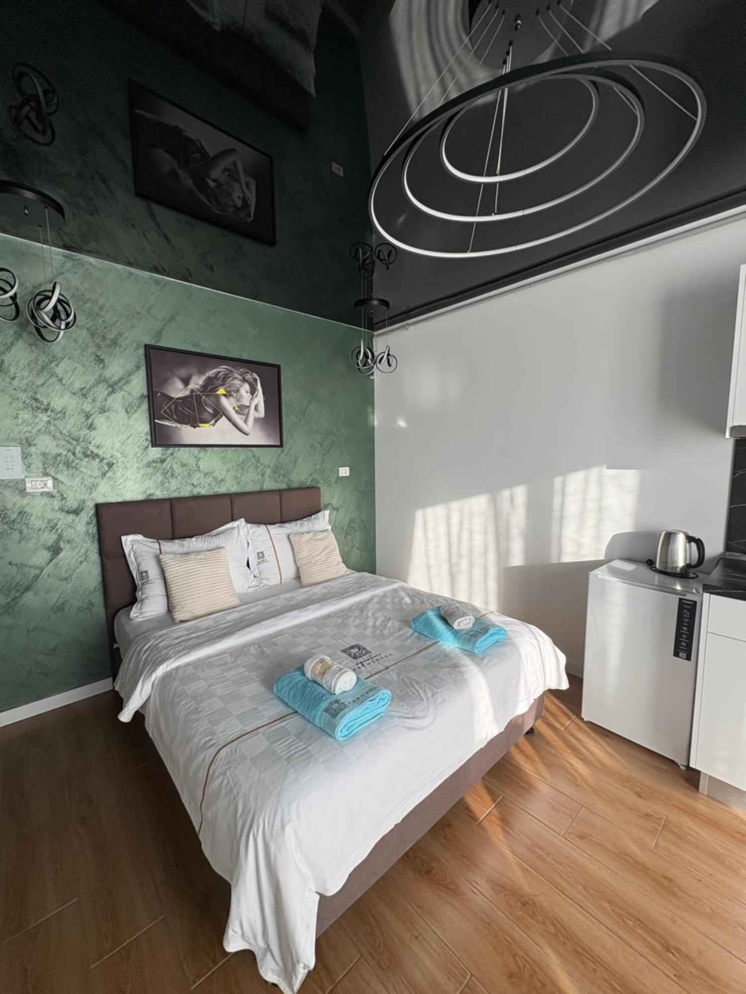 Signature Promenada Apartment
